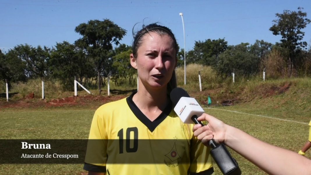 Futebol feminino: Cresspom e Minas Icesp empatam em 1 a 1; atletas contam dificuldades
