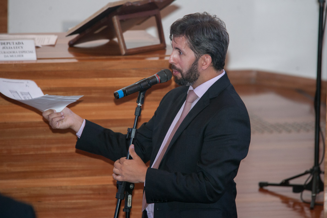 Opositores não conseguem suspender “militarização” de escolas Opositores não conseguem suspender “militarização” de escolas