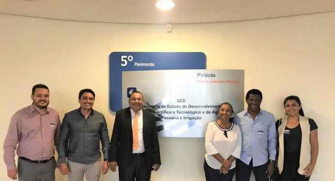 Em comitiva, prefeitura de Novo Gama e associações comerciais foram à Goiânia para trazer benefícios à cidade