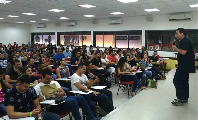 IMP Concursos promove aulão beneficente para candidatos do concurso da PCDF IMP Concursos promove aulão beneficente para candidatos do concurso da PCDF