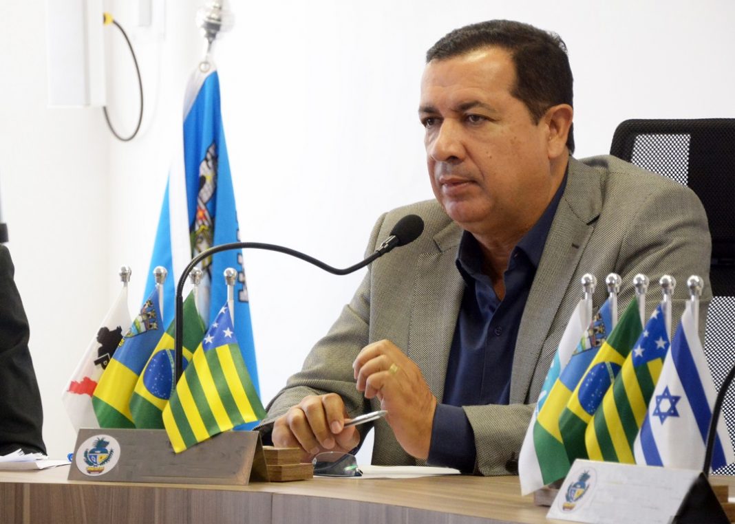 Líder politico no estado de Goiás, Hildo do Candango defende e luta pela criação da Região Metropolitana Líder politico no estado de Goiás, Hildo do Candango defende e luta pela criação da Região Metropolitana