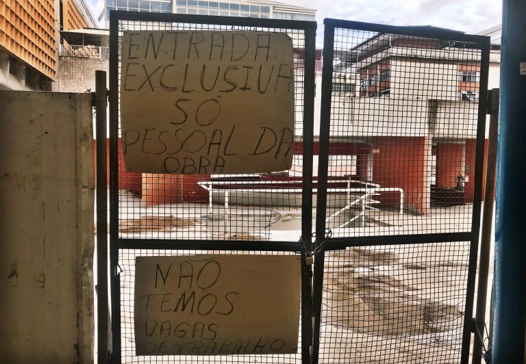 Construção Civil no DF mantém retração e estimativa é de 70 mil desempregados Construção Civil no DF mantém retração e estimativa é de 70 mil desempregados