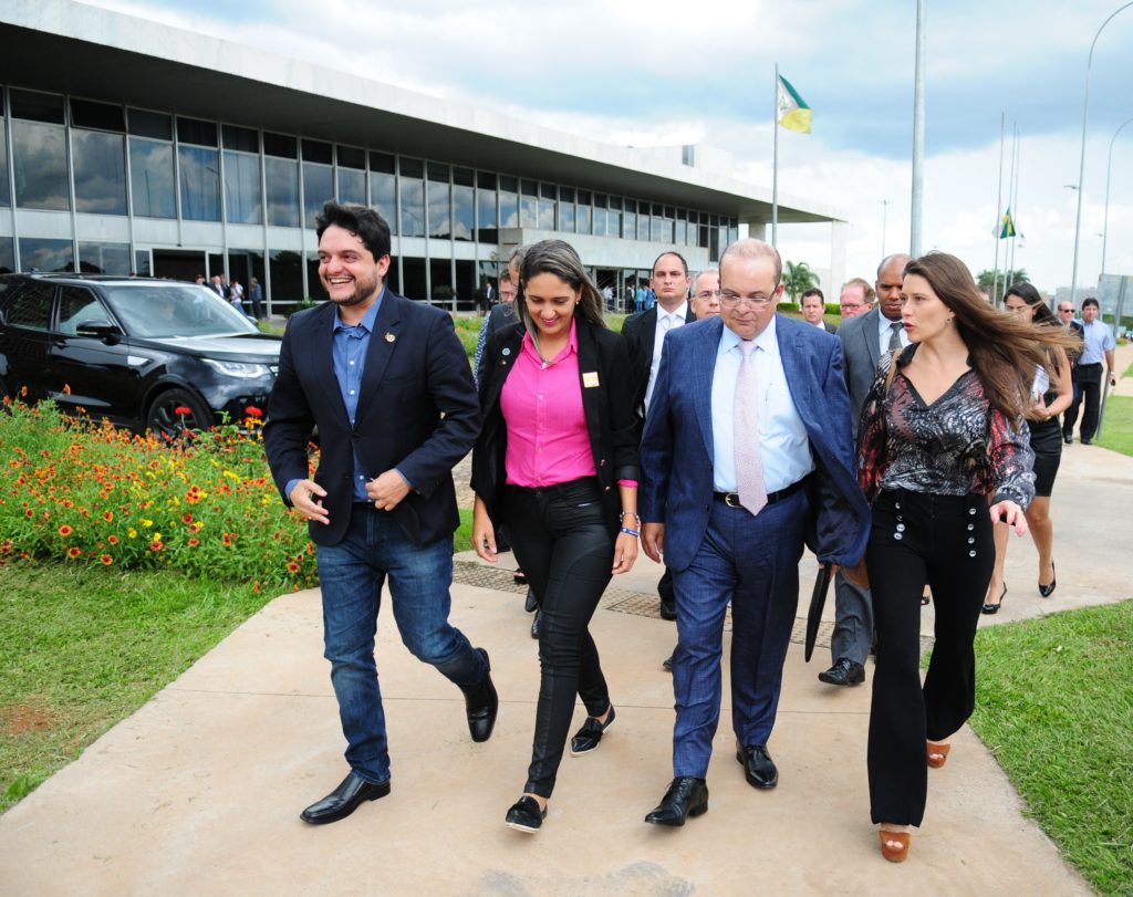 Governo reduz ICMS para manter empresas atacadistas instaladas no DF Governo reduz ICMS para manter empresas atacadistas instaladas no DF