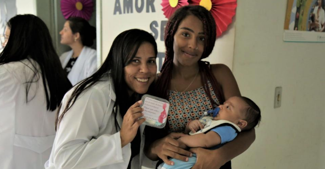 Futuras Mamães participaram de palestras sobre a importância do Pré-Natal Futuras Mamães participaram de palestras sobre a importância do Pré-Natal