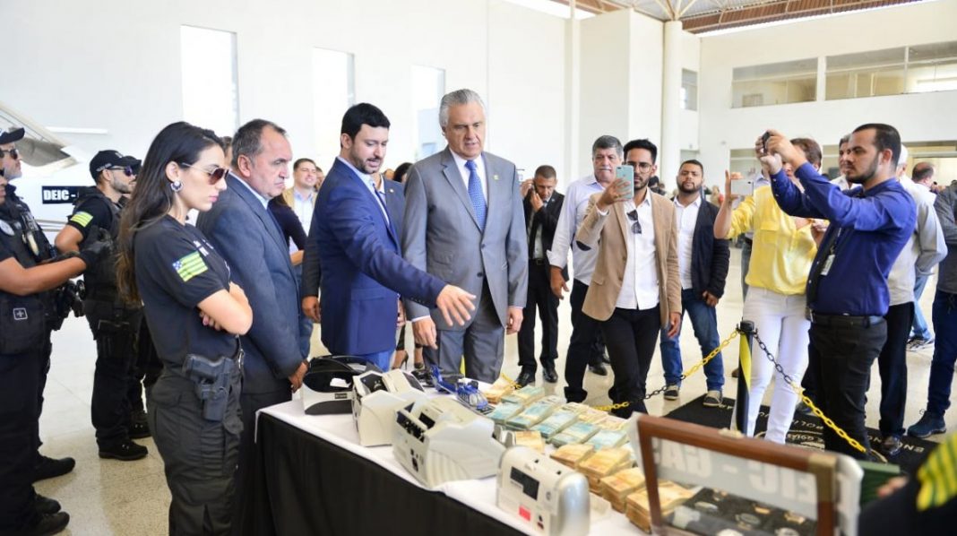 Polícia Civil de Goiás desarticula quadrilha internacional de tráfico de drogas