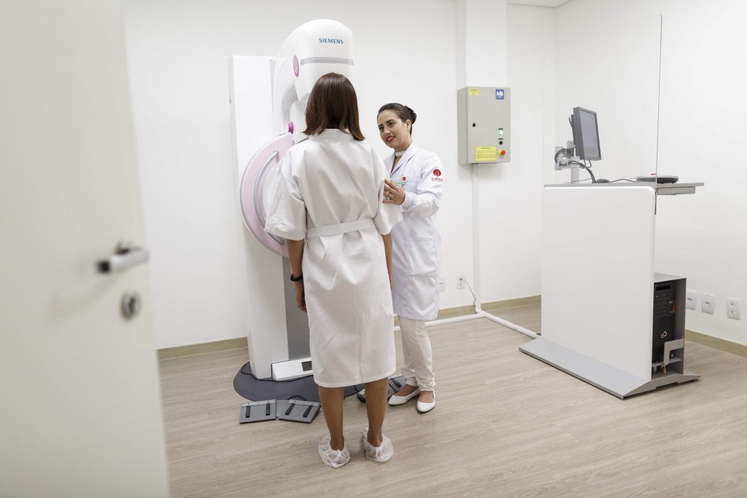 Dia Nacional da Mamografia: especialistas alertam sobre a importância do exame Dia Nacional da Mamografia: especialistas alertam sobre a importância do exame