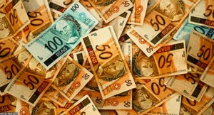 4 projetos para taxar grandes fortunas tramitam no Senado