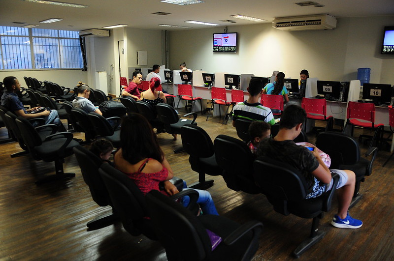 Agências do trabalhador oferecem 358 empregos nesta quarta-feira (10)