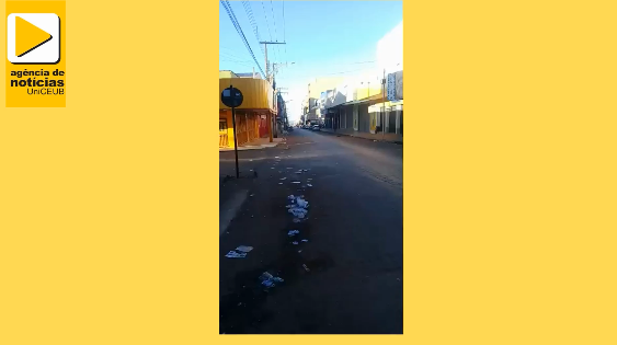 Gari lamenta sujeira na rua do Novo Gama mesmo durante período de isolamento