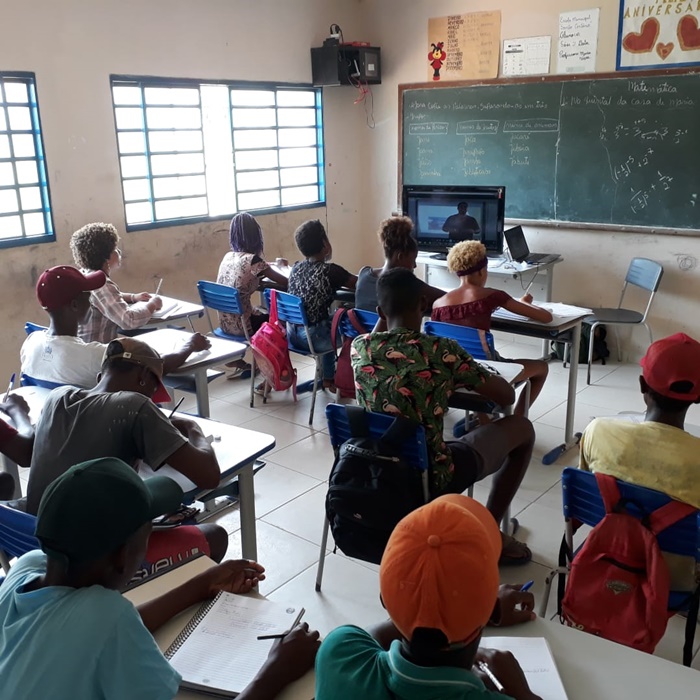 Caiado sanciona GoiásTec e assegura Ensino Médio de qualidade a todos os goianos Caiado sanciona GoiásTec e assegura Ensino Médio de qualidade a todos os goianos