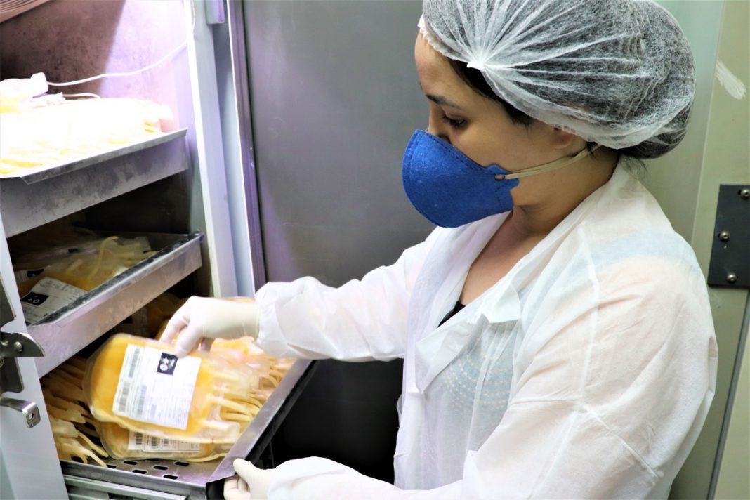 Hemocentro busca doadores de plasma para estudo de tratamento da Covid-19 Hemocentro busca doadores de plasma para estudo de tratamento da Covid-19