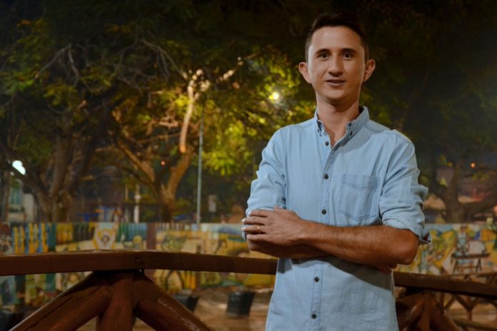 Adalberto Félix, ex-presidente do conselho municipal de Juventude de Luziânia, é pré-candidato vereador da cidade Adalberto Félix, ex-presidente do conselho municipal de Juventude de Luziânia, é pré-candidato vereador da cidade