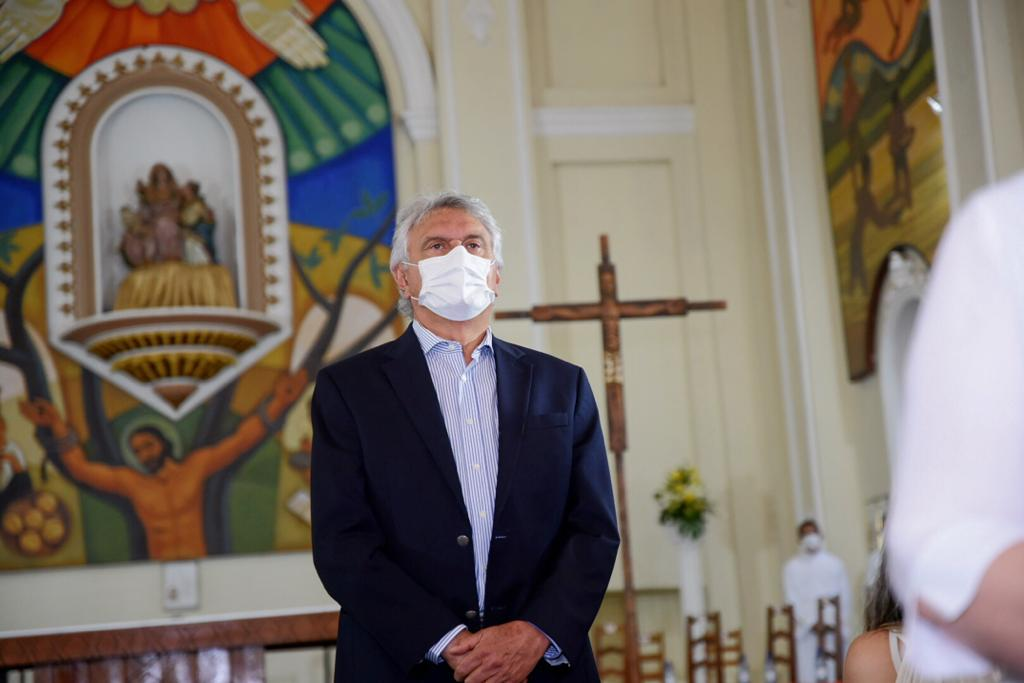Na cidade de Goiás, Caiado ressalta integração entre Estado e igreja para vencer pandemia e diz que compromisso é salvar vidas Na cidade de Goiás, Caiado ressalta integração entre Estado e igreja para vencer pandemia e diz que compromisso é salvar vidas