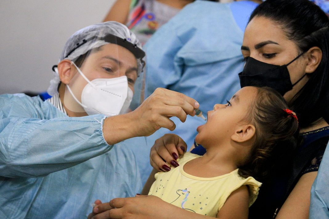 Prorrogadas campanhas de vacinação contra a poliomielite e multivacinação