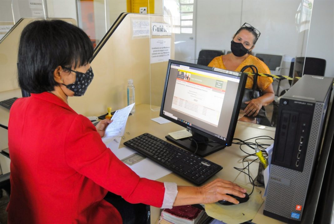 Governo vai oferecer 4 mil vagas em cursos gratuitos Governo vai oferecer 4 mil vagas em cursos gratuitos