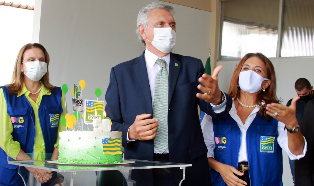 Caiado diz que vacinação contra Covid-19 manterá calendário Caiado diz que vacinação contra Covid-19 manterá calendário