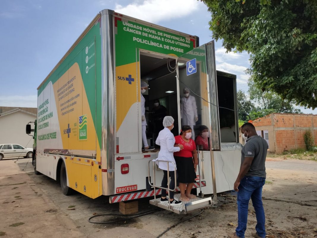Carreta da Policlínica de Posse atende em Damianópolis