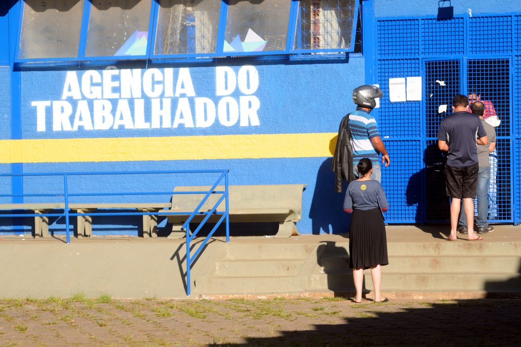 Mais 705 vagas nesta terça-feira (8) Mais 705 vagas nesta terça-feira (8)