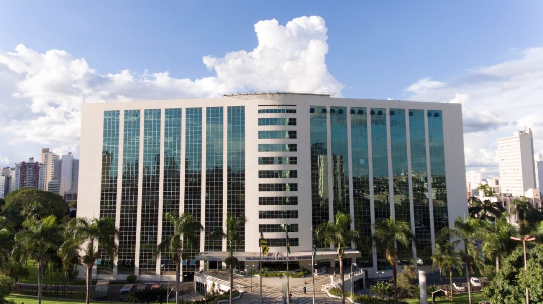 Governador e chefes dos poderes lançam Programa Estadual de Integridade Governador e chefes dos poderes lançam Programa Estadual de Integridade