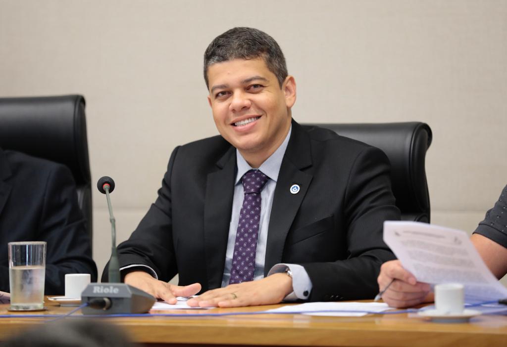 Daniel Donizet se destaca como um dos deputados mais atuantes da CLDF