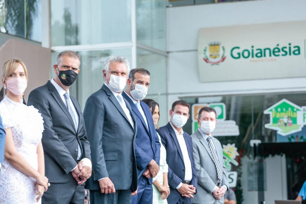 Caiado anuncia data de inauguração da Policlínica de Goianésia durante solenidade de transmissão de cargo no município Caiado anuncia data de inauguração da Policlínica de Goianésia durante solenidade de transmissão de cargo no município