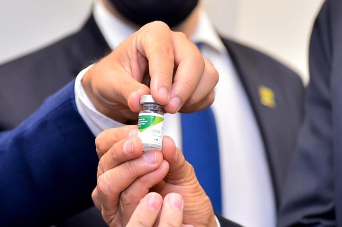 Saúde anuncia ampliação da vacinação contra Covid-19 na segunda quinzena deste mês