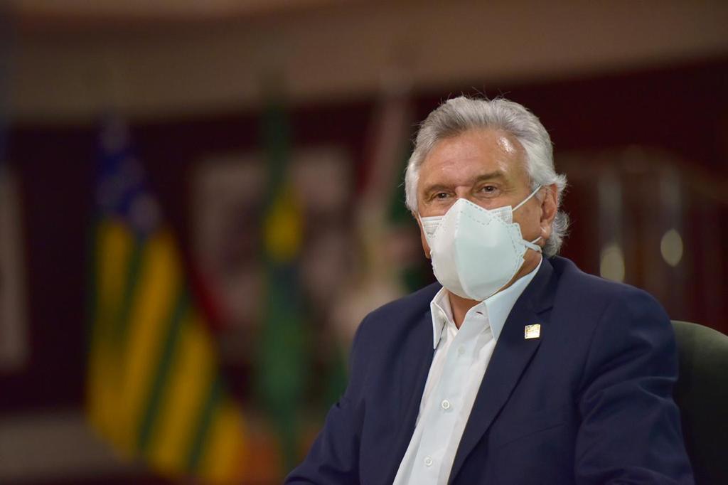 “Temos tudo para finalizar, até final de abril, a vacinação de 100% das pessoas acima de 60 anos, no Estado”, afirma Caiado