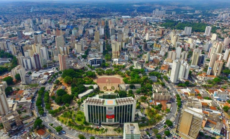 Atividades econômicas fecham a partir desta 4ª feira em Goiás Atividades econômicas fecham a partir desta 4ª feira em Goiás