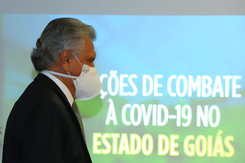 “Não vou trocar vida por voto”, diz Caiado ao anunciar medidas “Não vou trocar vida por voto”, diz Caiado ao anunciar medidas
