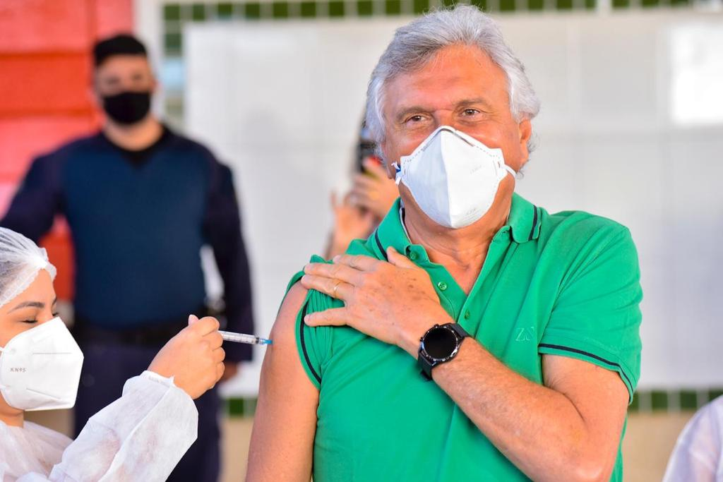 Caiado recebeu segunda dose de vacina contra Covid-19 Caiado recebeu segunda dose de vacina contra Covid-19
