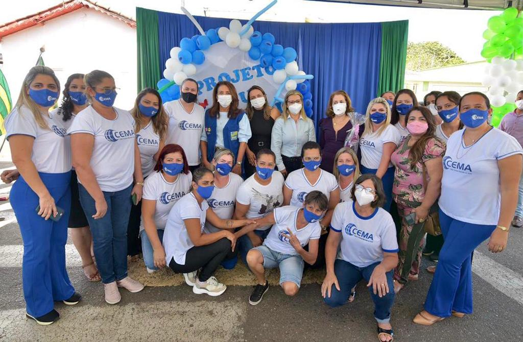 Em Anicuns, Gracinha Caiado conhece projetos sociais e demandas locais