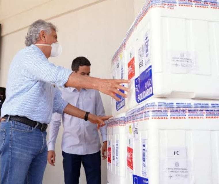 Governo de Goiás recebe número recorde de vacinas, 266 mil, nesta sexta-feira (02/04)