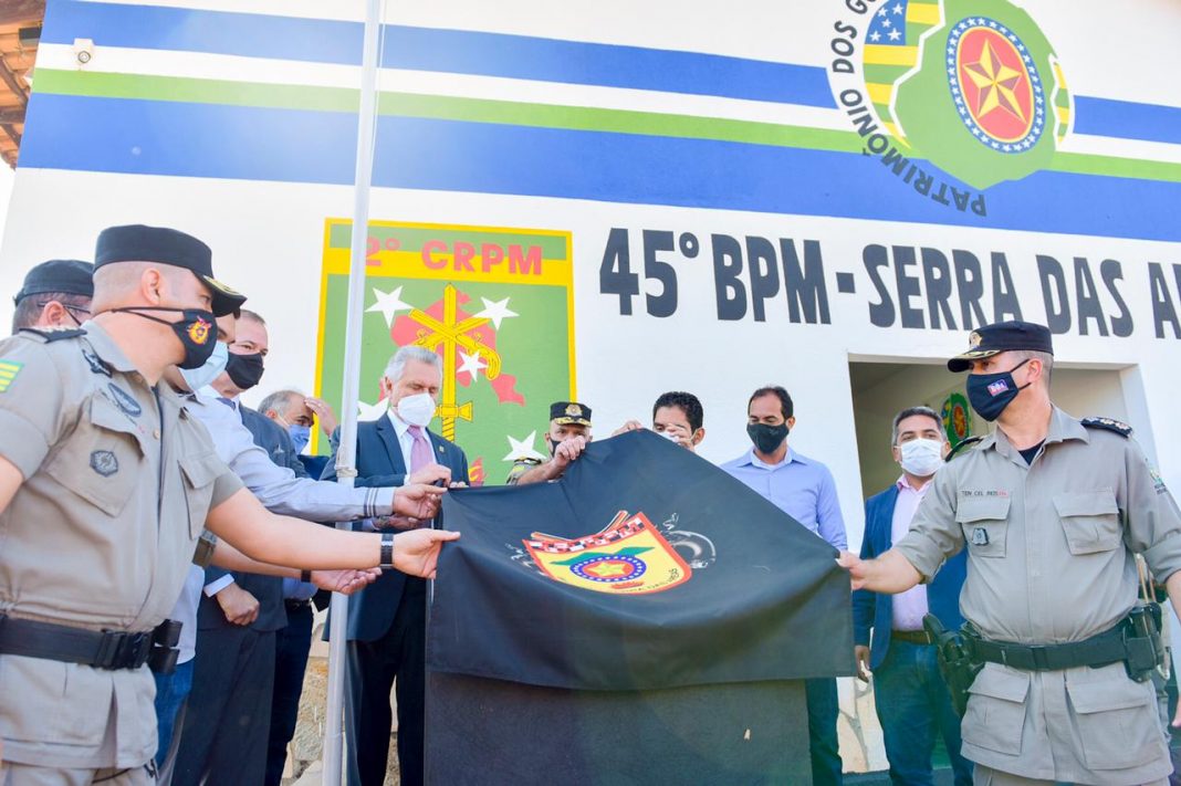 Caiado inaugura 45° Batalhão da PM e entrega 36 viaturas, em Aparecida de Goiânia Caiado inaugura 45° Batalhão da PM e entrega 36 viaturas, em Aparecida de Goiânia