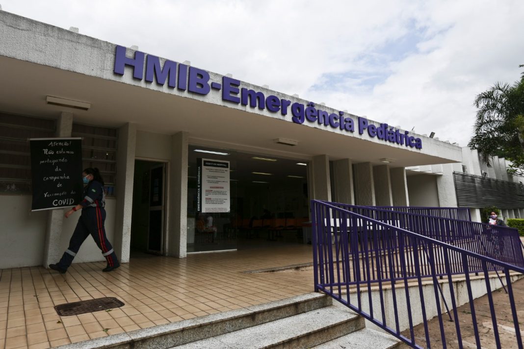 Hospitais adotam rígidos protocolos para evitar infecções Hospitais adotam rígidos protocolos para evitar infecções