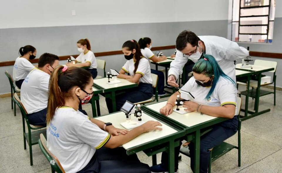 Na entrega de mais um Cepi, Caiado diz que mais de mil escolas foram reformadas Na entrega de mais um Cepi, Caiado diz que mais de mil escolas foram reformadas