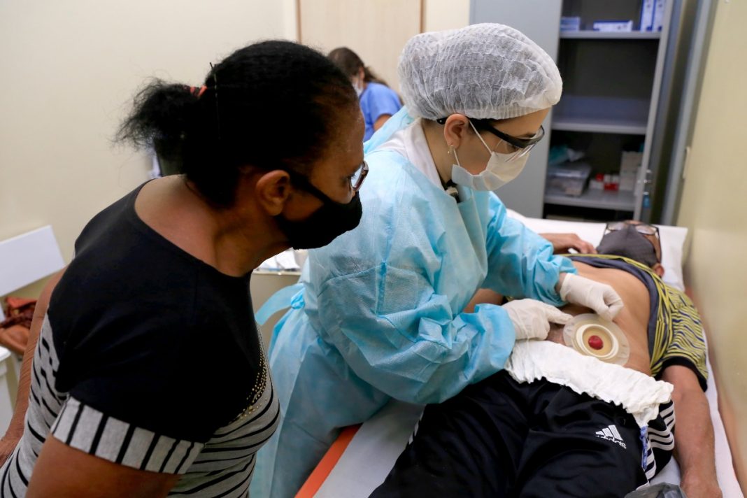 Hospital de Santa Maria fez 16,6 mil atendimentos a pacientes com lesões na pele Hospital de Santa Maria fez 16,6 mil atendimentos a pacientes com lesões na pele