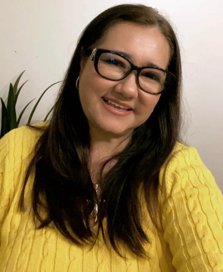 Vina Ferreira fala sobre a literatura e a liberdade feminina Vina Ferreira fala sobre a literatura e a liberdade feminina