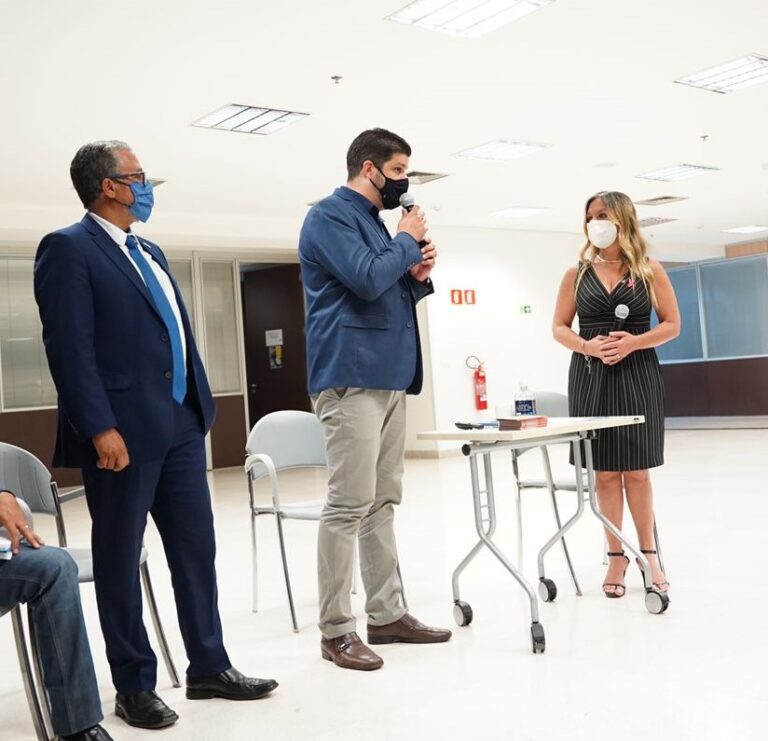 Jogos universitários atraem milhares de atletas a Brasília e aquecem o turismo local Jogos universitários atraem milhares de atletas a Brasília e aquecem o turismo local