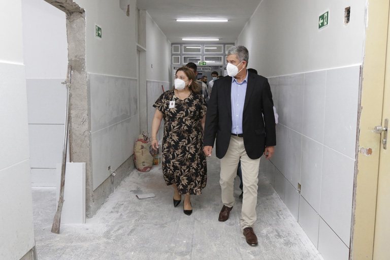 Secretário de Saúde segue em visitas técnicas pelos hospitais da rede Secretário de Saúde segue em visitas técnicas pelos hospitais da rede