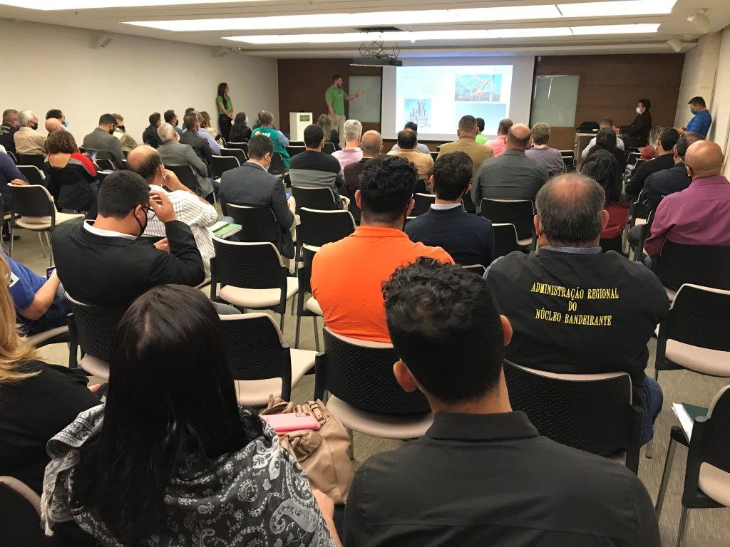 Neoenergia recebe representantes das 33 administrações regionais