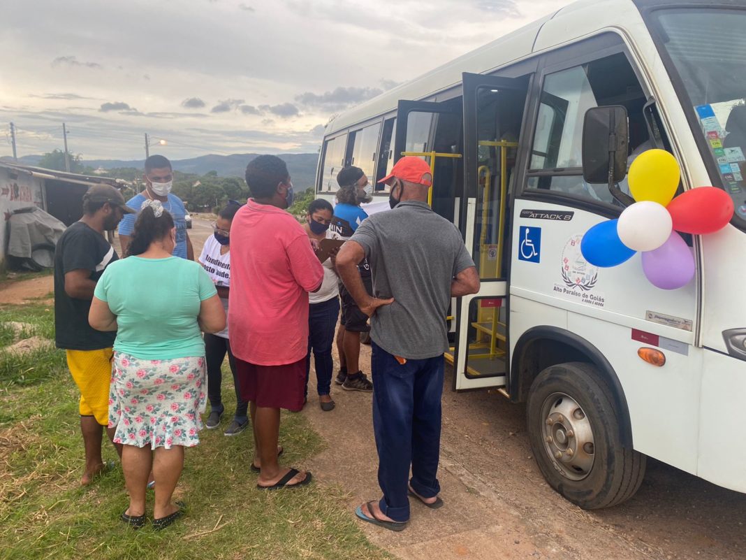 “Carro da vacina” acelera imunização contra o covid em Alto Paraíso de Goiás