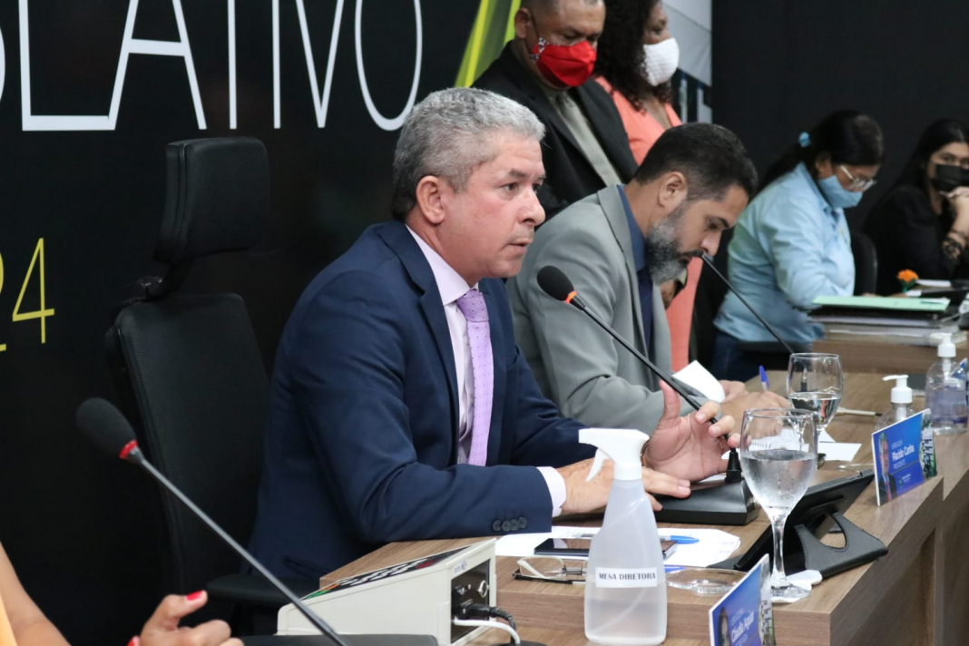 Placido Cunha é reeleito presidente da Câmara de Valparaíso de Goiás Placido Cunha é reeleito presidente da Câmara de Valparaíso de Goiás