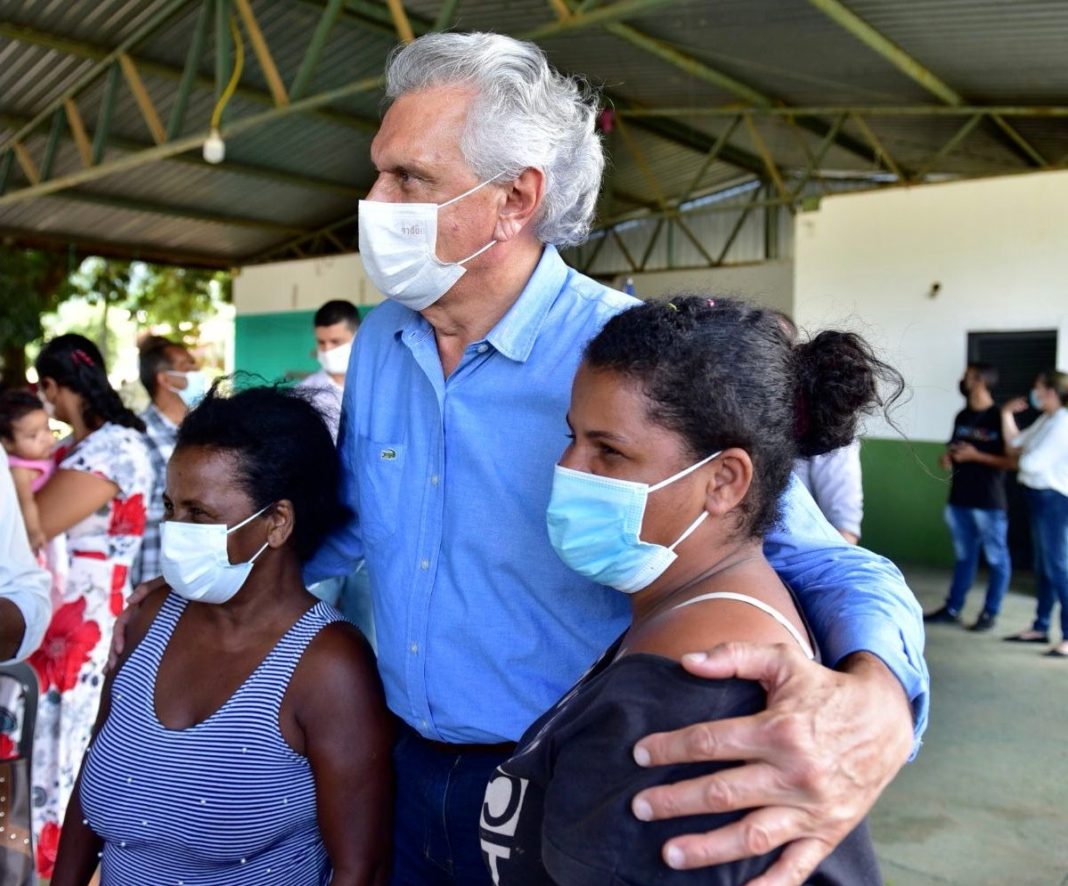 Caiado vistoria municípios afetados pelas fortes chuvas