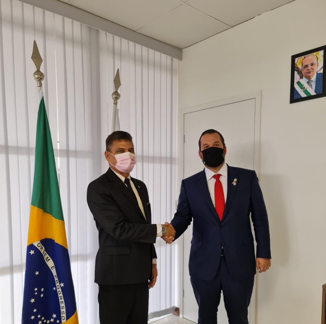 Governo recebe representantes da República Dominicana Governo recebe representantes da República Dominicana