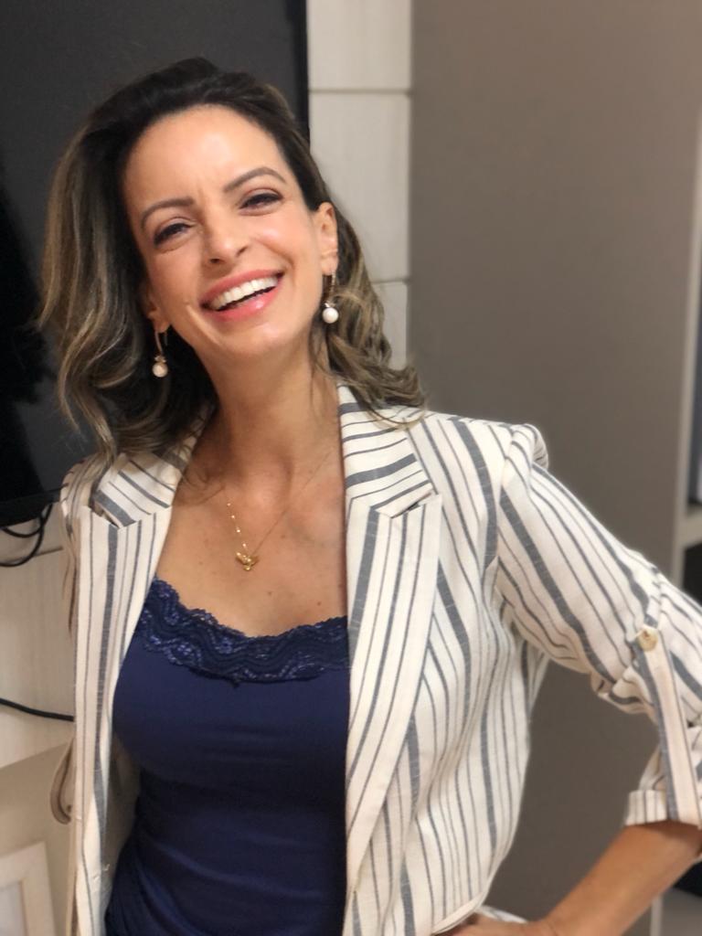 Clínica brasiliense aplica terapias durante o tratamento para aliviar a dor e superar o medo de ir ao dentista Clínica brasiliense aplica terapias durante o tratamento para aliviar a dor e superar o medo de ir ao dentista