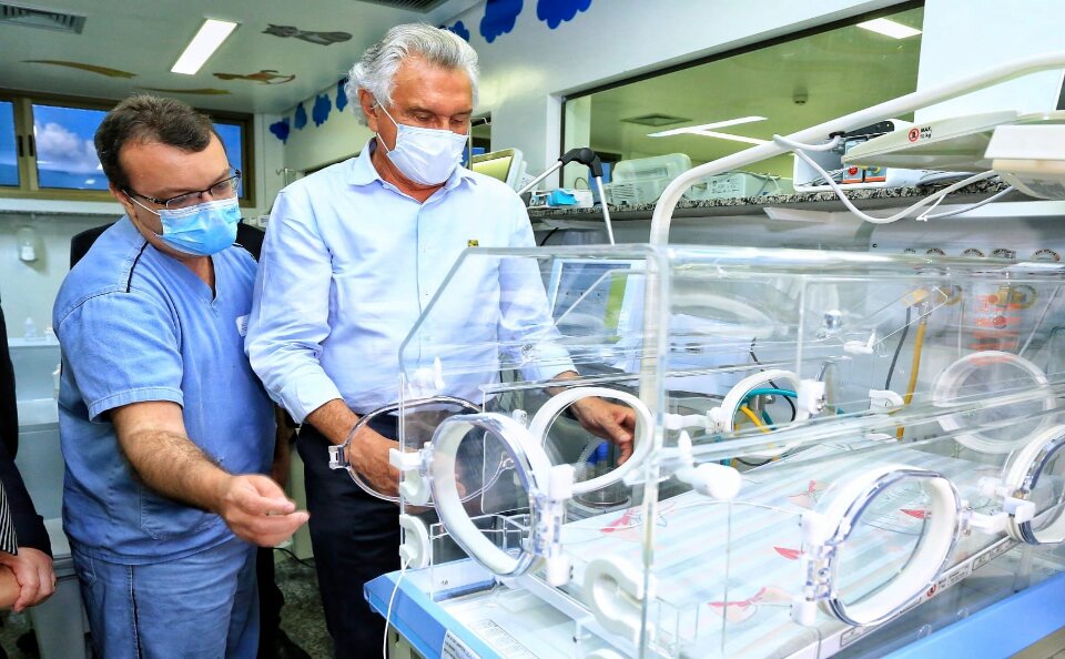 Caiado inaugura UTIs neonatal e maternidade do Hospital de Uruaçu Caiado inaugura UTIs neonatal e maternidade do Hospital de Uruaçu