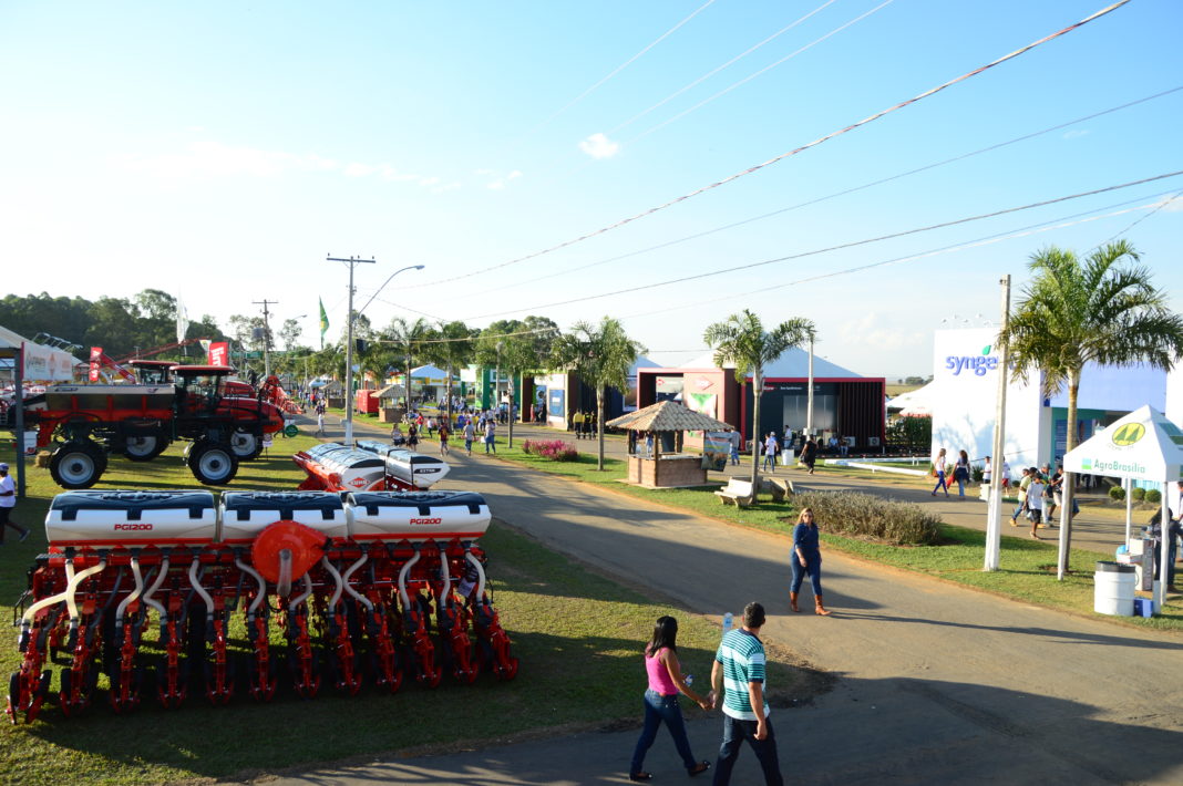 Conheça finalistas do InovaAgroBrasília, o primeiro desafio de soluções tecnológicas realizado pela Feira e parceiros Conheça finalistas do InovaAgroBrasília, o primeiro desafio de soluções tecnológicas realizado pela Feira e parceiros
