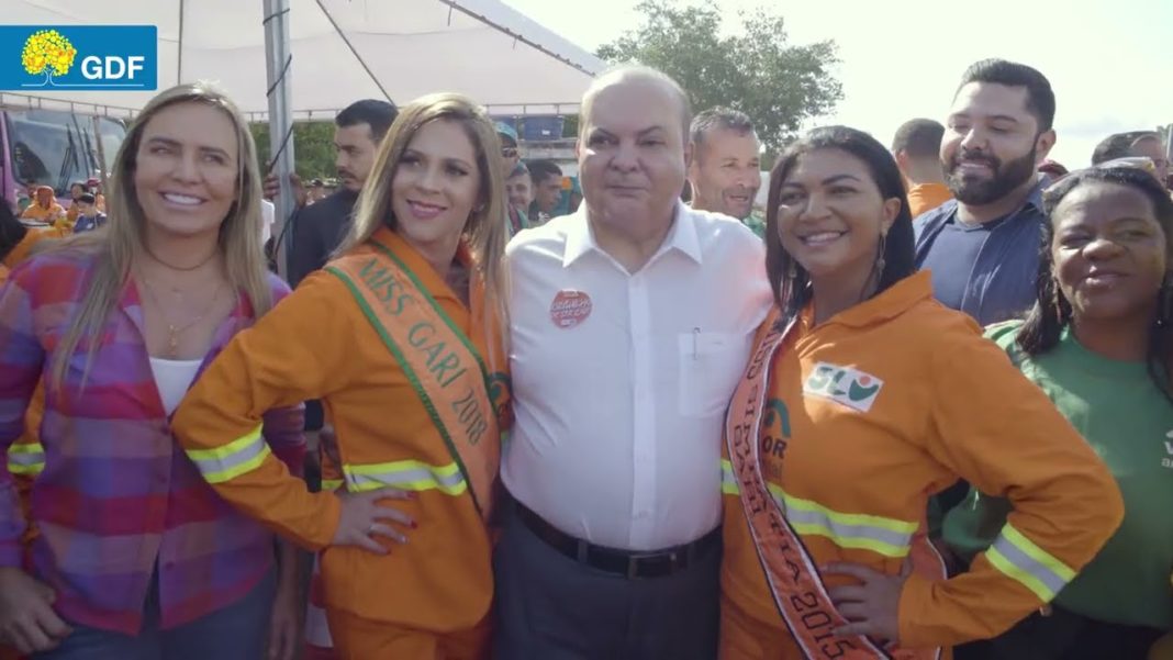 Mais de 3 mil servidores comemoram o Dia do Gari Mais de 3 mil servidores comemoram o Dia do Gari