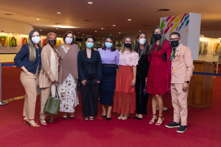 “Mulheres eternas”: evento no DF homenageia heroínas da democracia “esquecidas” “Mulheres eternas”: evento no DF homenageia heroínas da democracia “esquecidas”