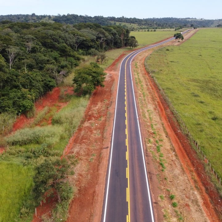Caiado assina lei que proíbe cobrança de pedágio em rodovias goianas Caiado assina lei que proíbe cobrança de pedágio em rodovias goianas